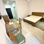 Miete eines gemütlichen 1-Zimmer-Apartments mit Balkon und Klimaanlage in Bukarest, Rumänien